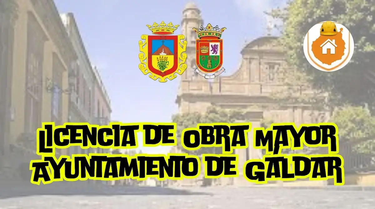 Fachadas del casco histórico del Ayuntamiento de Gáldar en Gran Canaria, donde se tramitan las licencias de edificación y proyectos técnicos de obra mayor.